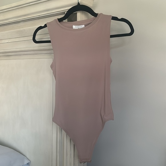 Aritzia Babaton muscle bodysuit - Picture 2 of 4